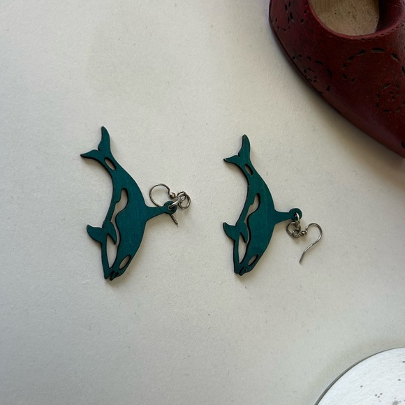 Wooden Blue Whale Earrings - Picture 4 of 4